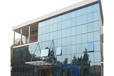 集裝箱做的辦公樓，辦公環(huán)境美美的！